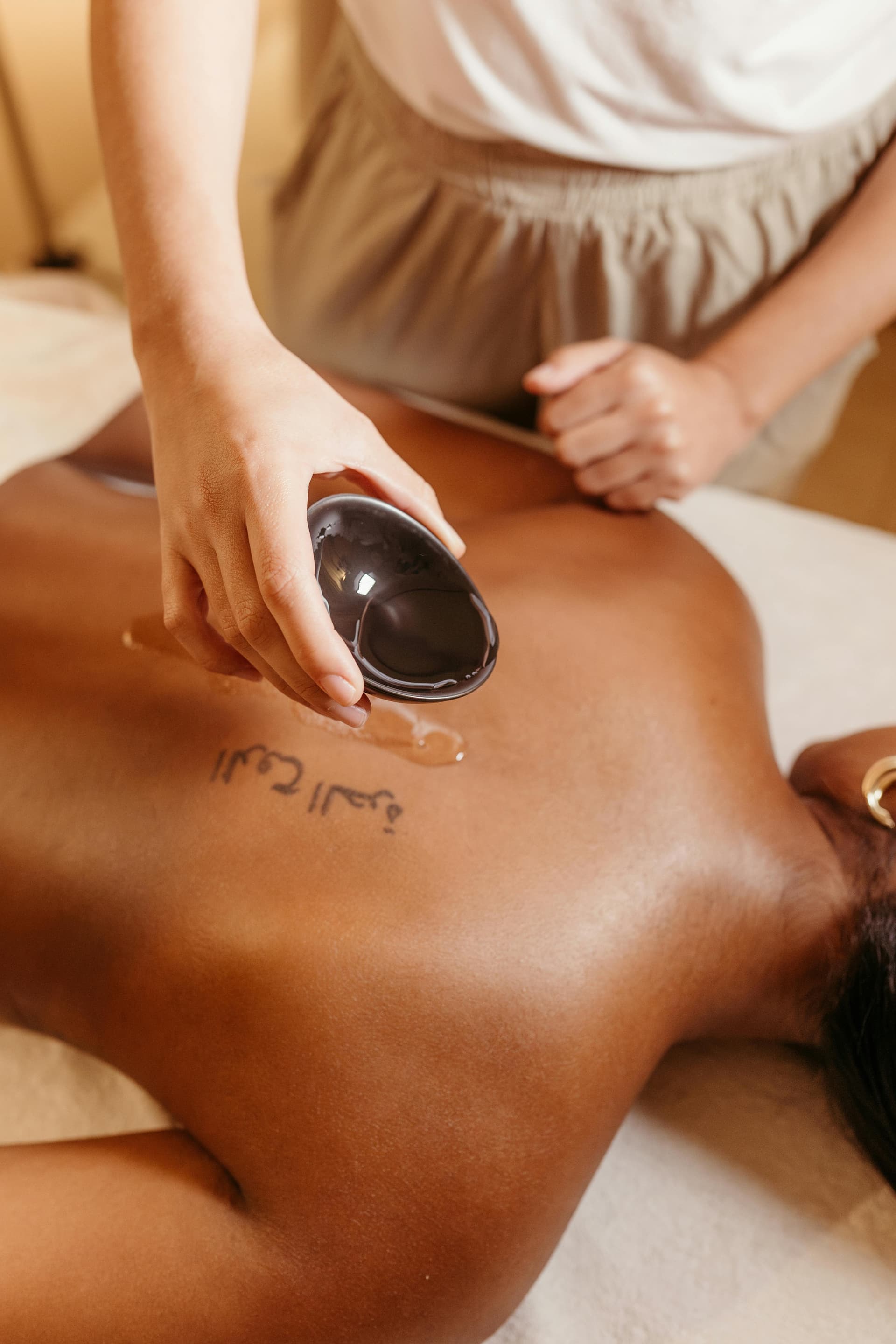 Professional Thai massage therapy at Aromdi in Allen, Texas